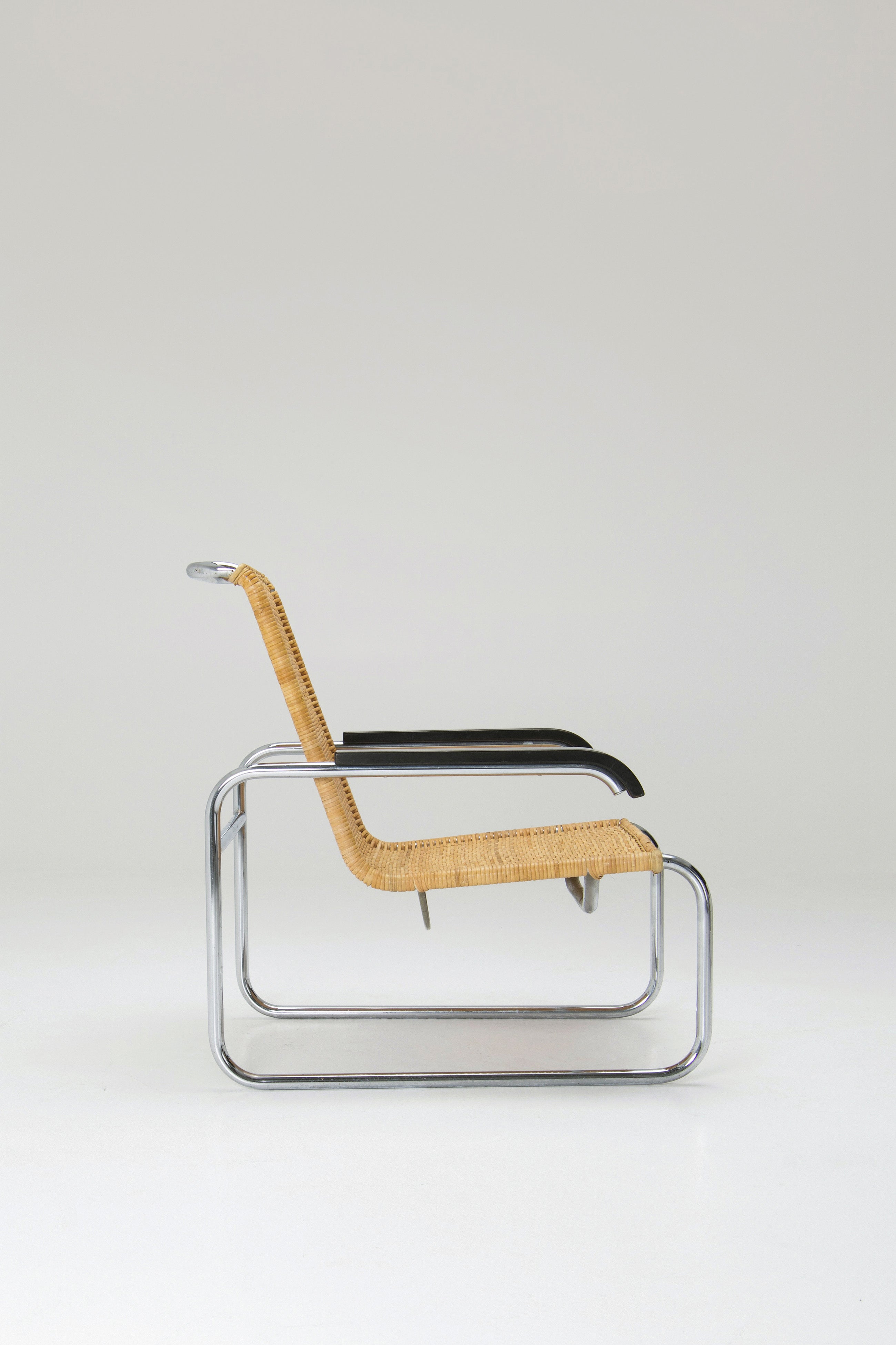 Set_of_2_B35_Armchairs_by_Marcel_Breuer_for_Thonet