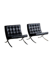 Set_of_2_Barcelona_Chairs_by_Ludwig_Mies_van_der_Rohe_for_Knoll,_1960s