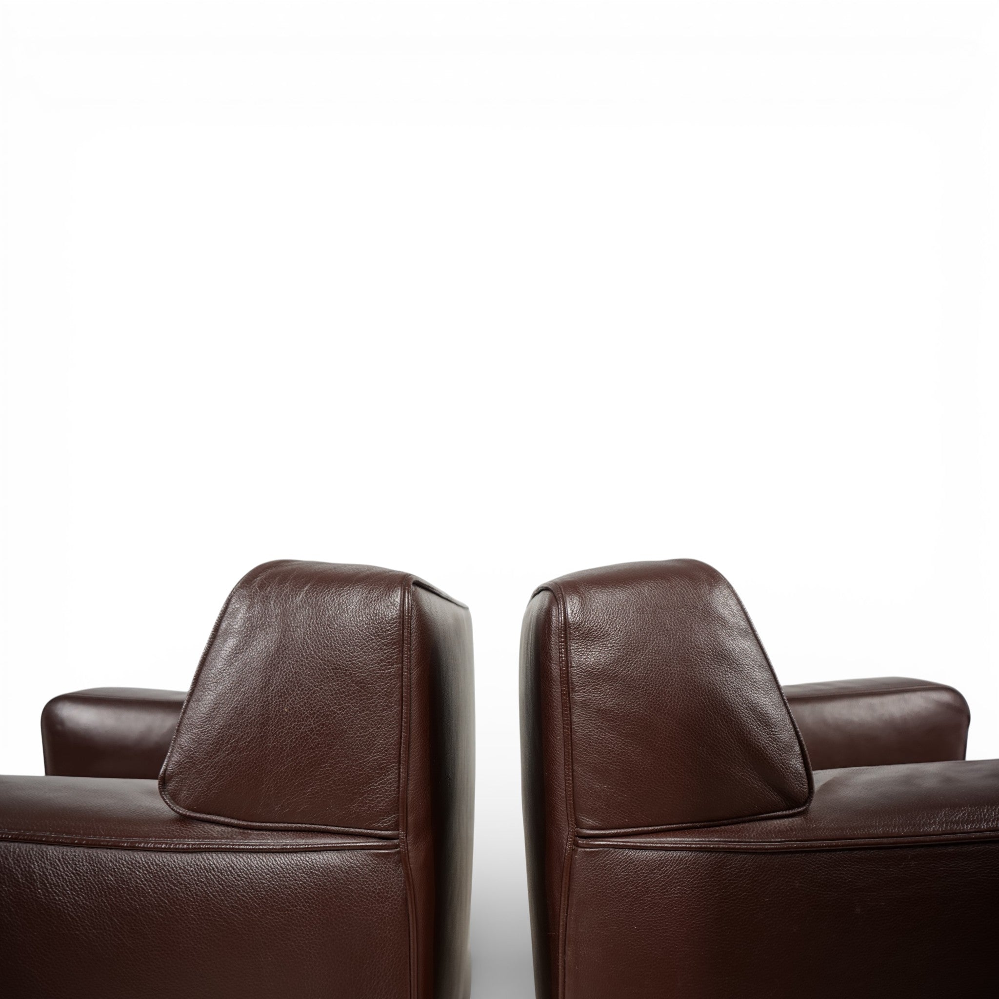 Set_of_2_B&B_Italia_Maxalto_Apta_Imprimatur_leather_armchairs_by_Antonio_Citterio,_1999