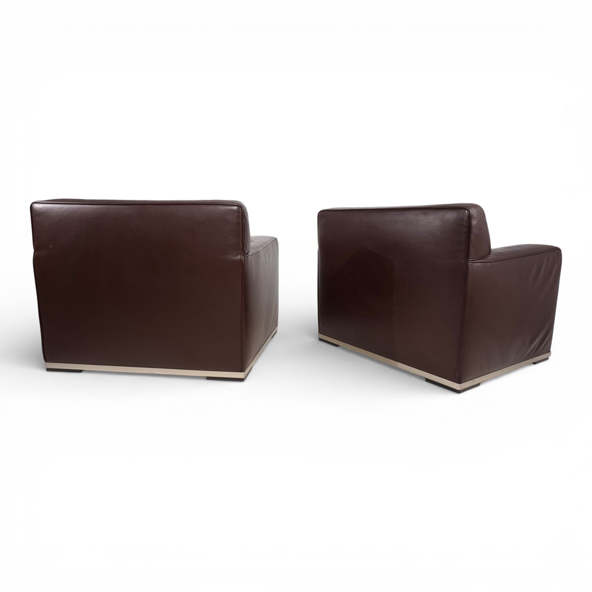Set_of_2_B&B_Italia_Maxalto_Apta_Imprimatur_leather_armchairs_by_Antonio_Citterio,_1999