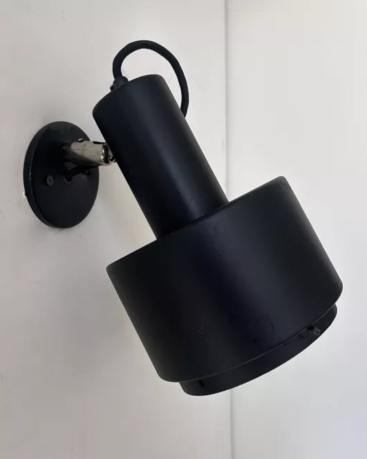 Set_of_2_Black_Lacquered_Metal_Wall_Sconces_by_Louis_Poulsen,_Denmark_1970s