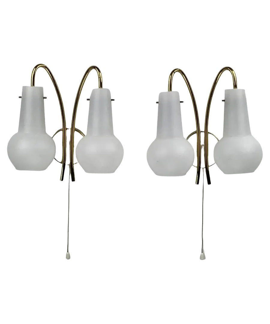 Set_of_2_Brass_and_Opaline_Glass_Wall_Sconces,_1950s,_Austria