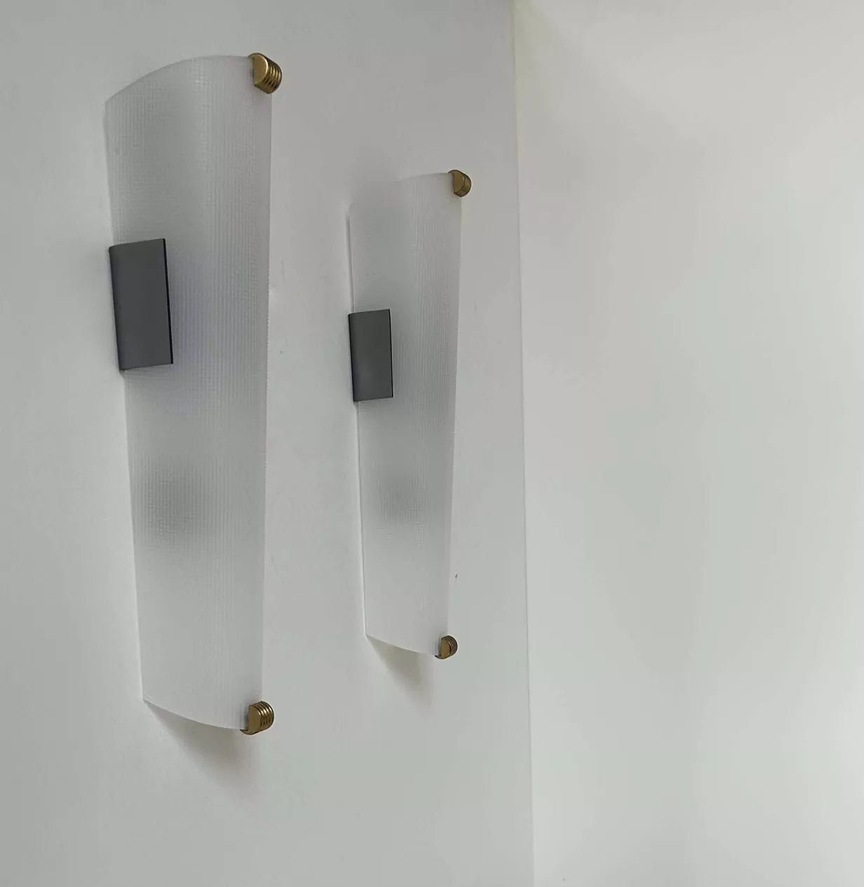 Set_of_2_Brass_and_Perspex_Wall_Sconces,_Mid_Century_Modern,_France_1960s