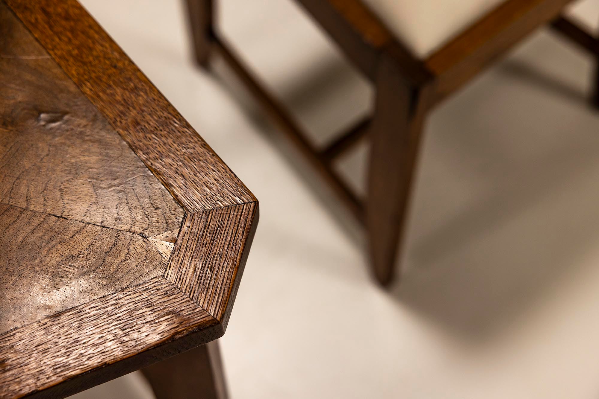 Set_of_2_Chairs_and_a_Side_Table_by_Pander,_The_Netherlands_1930s