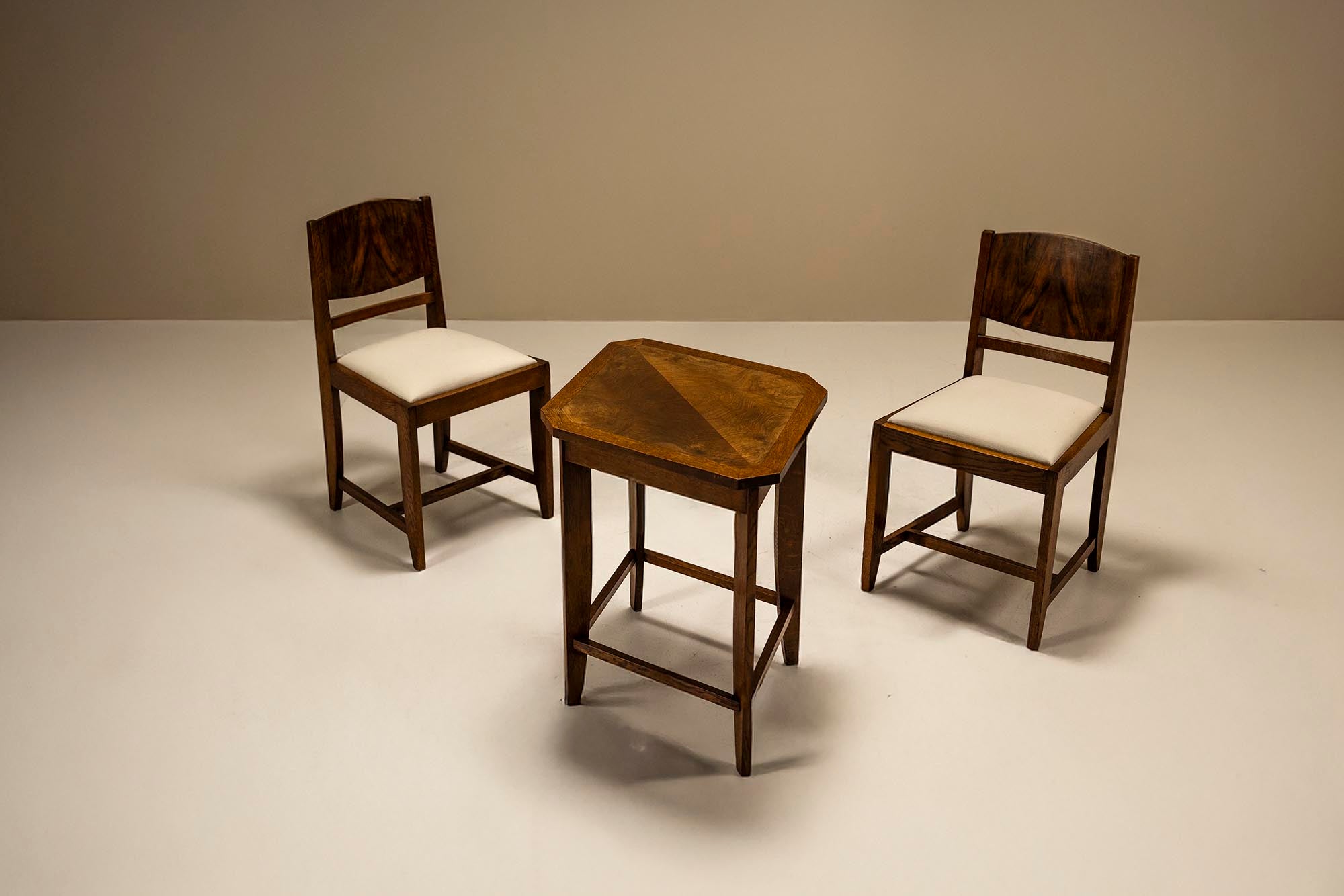 Set_of_2_Chairs_and_a_Side_Table_by_Pander,_The_Netherlands_1930s