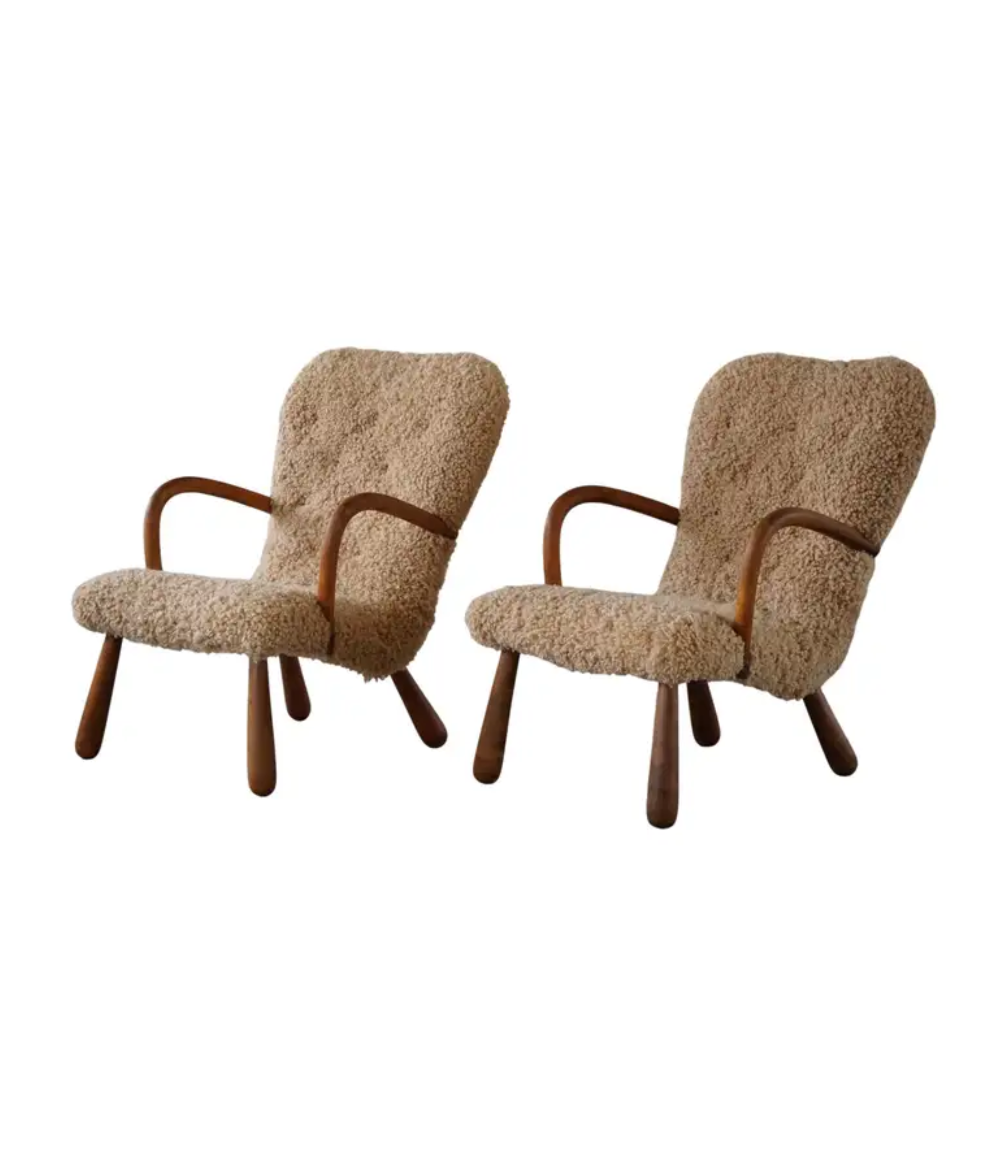 Set_of_2_Clam_Lounge_Chairs_in_Lambswool,_Skive_Møbelfabrik,_Denmark,_1950s