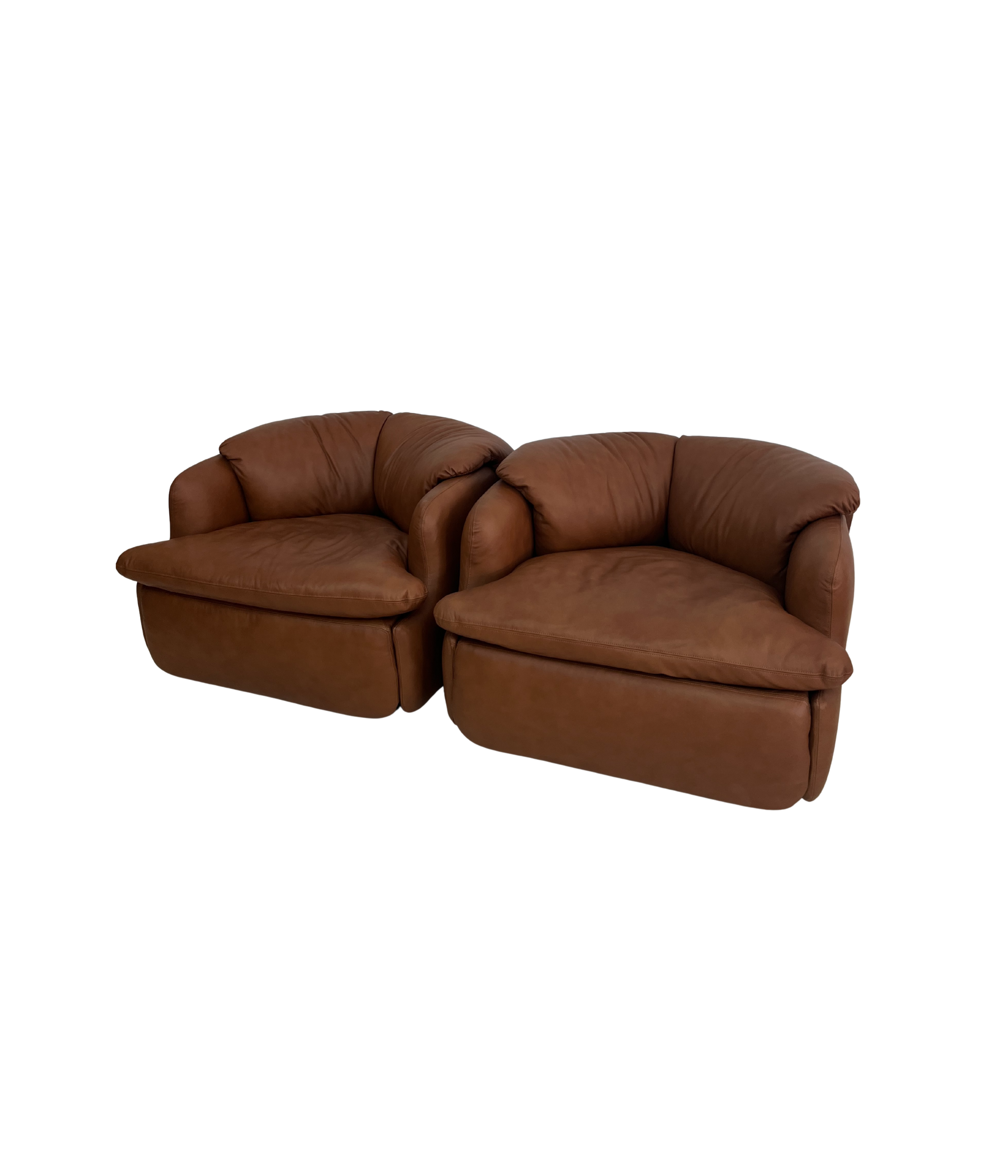 Set_of_2_Confidential_Armchairs_attributed_to_Alberto_Rosselli_for_Saporiti_in_Brown_Leather,_Italy_1970s