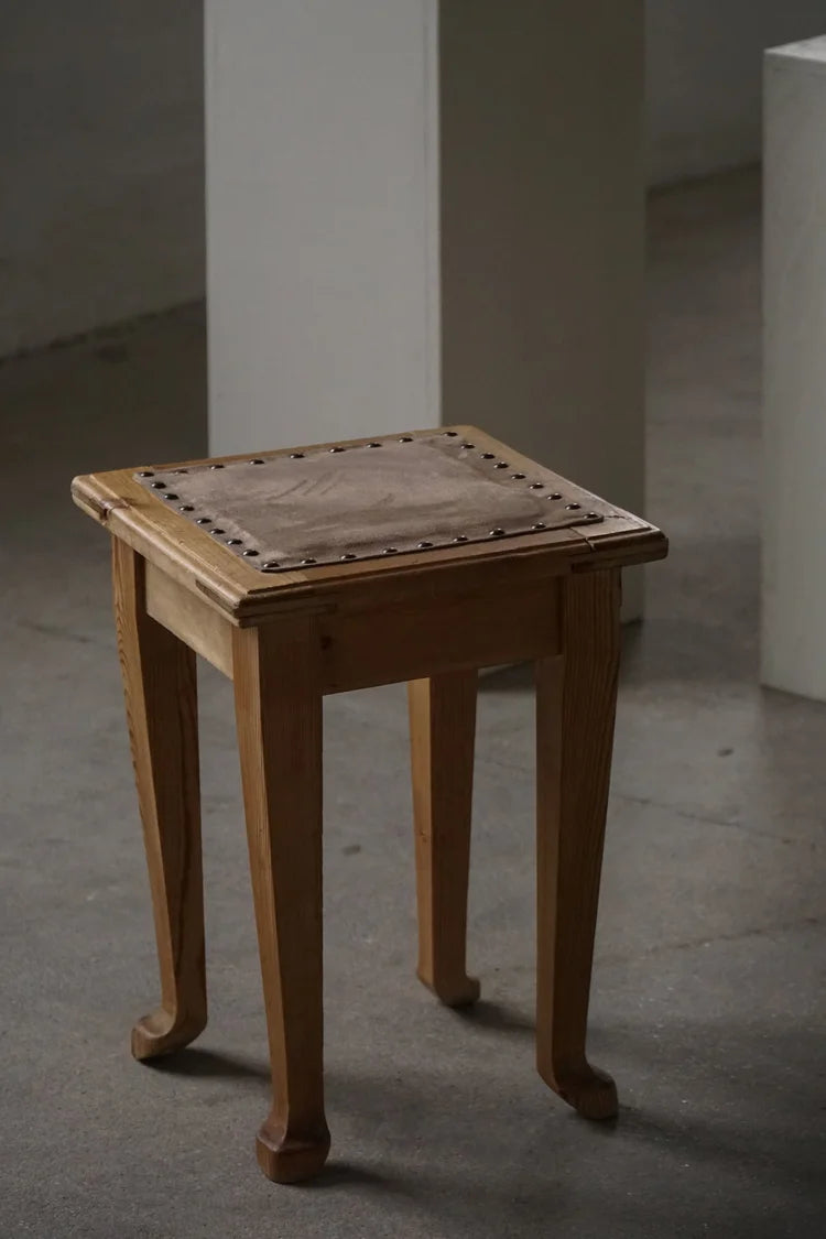 Set_of_2_Danish_Antique_Pine_Stools