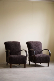 Set_of_2_Danish_Mid_Century_Modern_Lounge_Chairs_in_Beech_&_Lambswool,_1940s