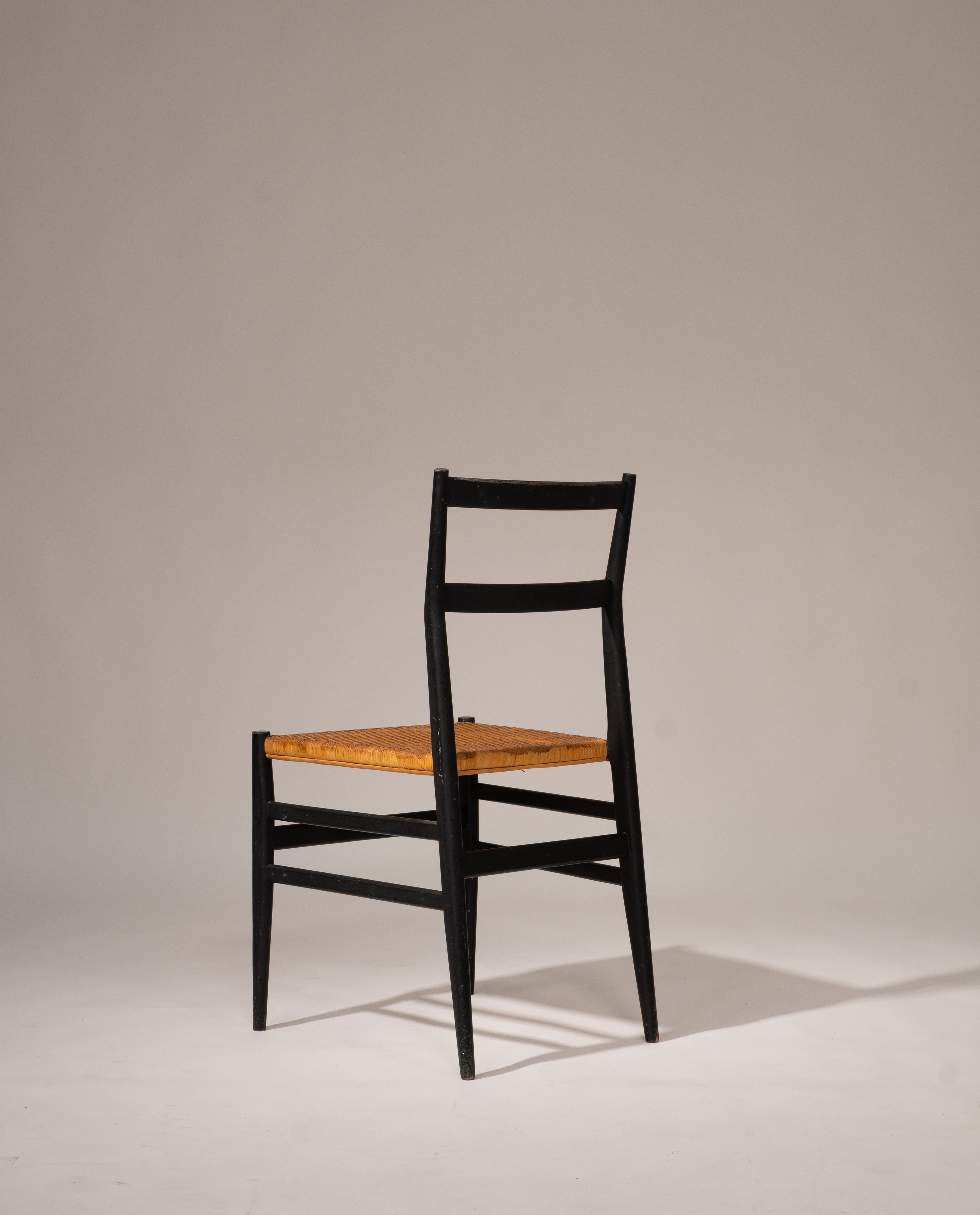 Set_of_2_Gio_Ponti_“Superleggera”_Chairs_for_Cassina,_Italy,_1957