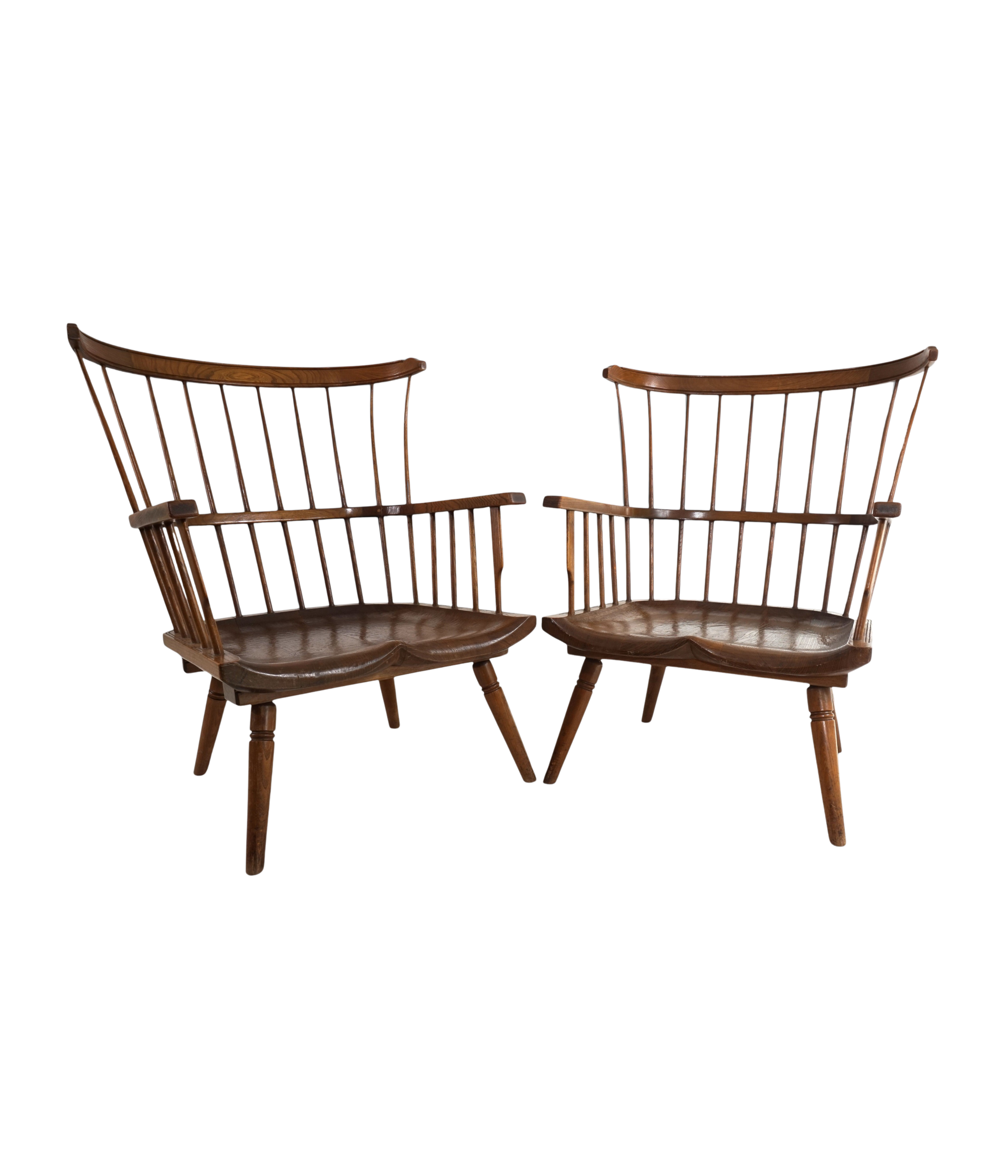 Set_of_2_Handcrafted_English_Windsor_Lounge_Chairs,_High_Wycombe,_1960s