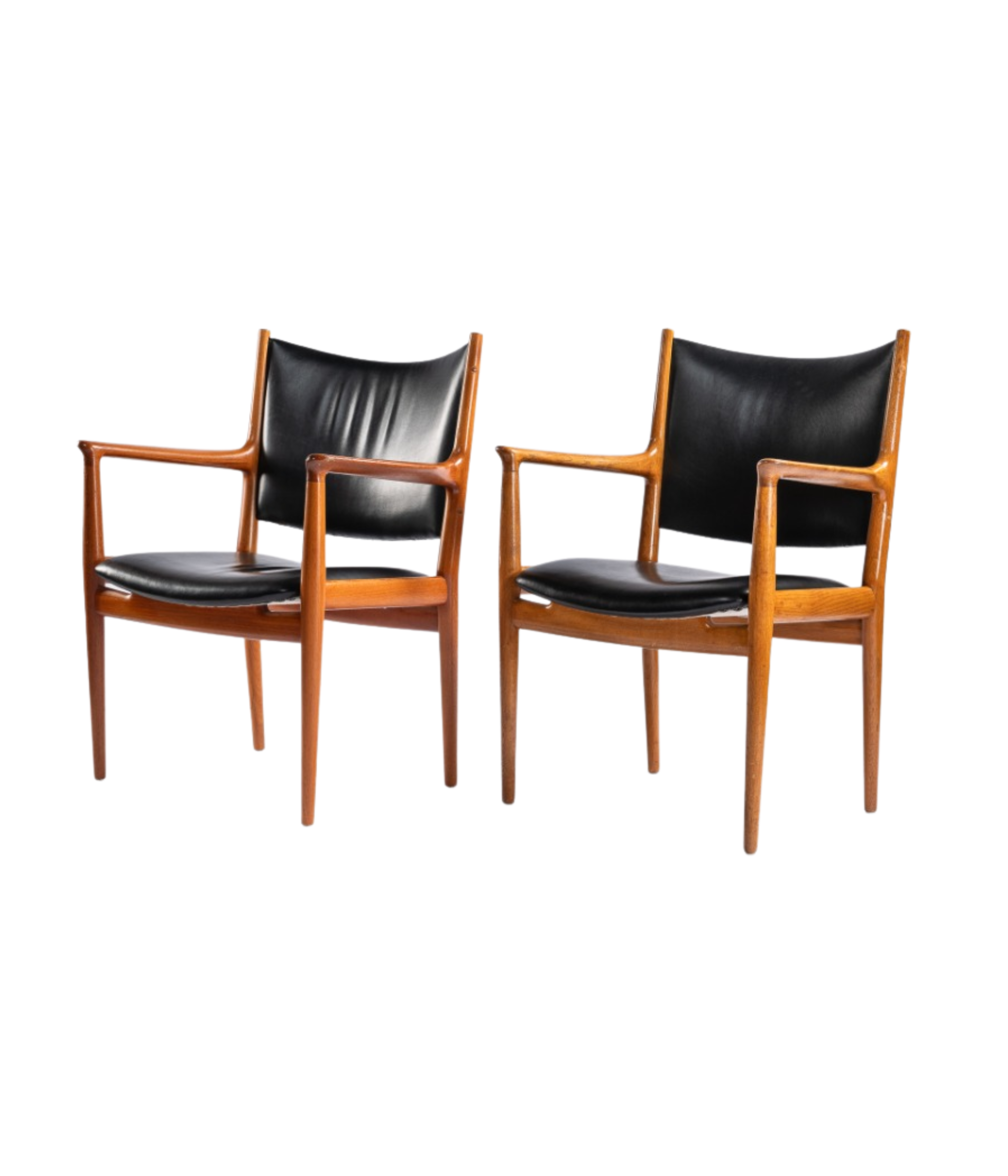 Set_of_2_Hans_J._Wegner_JH-513_Office_Armchairs_for_Johannes_Hansen,_1950s