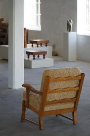 Set_of_2_Henning_Kjærnulf_Danish_Modern_Lounge_Chairs_in_Oak_and_Lambswool,_1960s