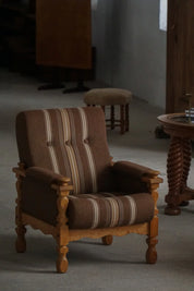 Set_of_2_Henning_Kjærnulf_Lounge_Chairs_in_Oak_and_Wool,_Danish_Modern_Design
