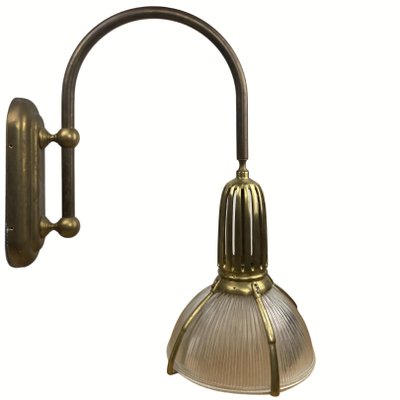 Set_of_2_Holophane_Cut_Glass_and_Brass_Wall_Lamps,_1970s,_Europe