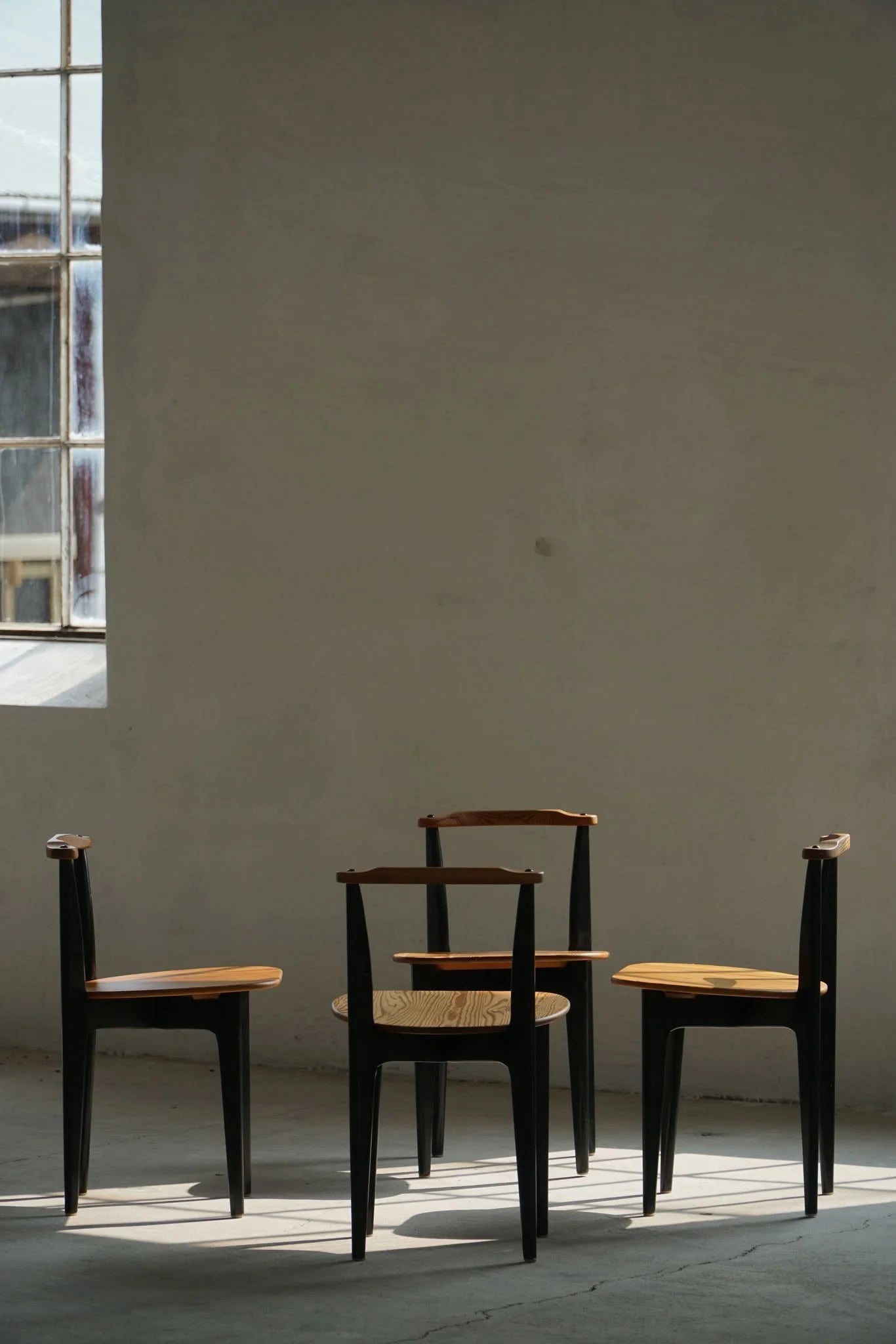 Set_of_2_Hunting_Chairs_in_Oak_&_Leather_by_Kurt_Østervig_in_Danish_Modern,_1960s