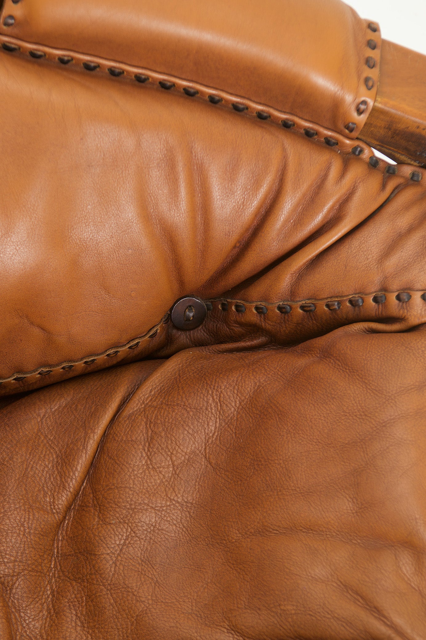 Set_of_2_Italian_Brutalist_lounge_chairs_by_Luciano_Frigerio