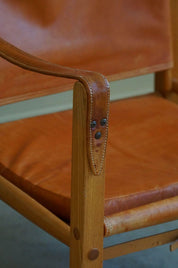 Set_of_2_Kaare_Klint_Safari_Chairs_in_Ash_and_Leather_for_Rud_Rasmussen,_Denmark_1960s