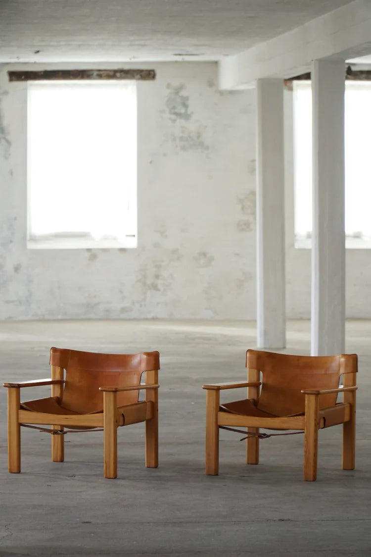 Set_of_2_Karin_Mobring_Armchairs_in_Pine_and_Leather,_Sweden_1970s