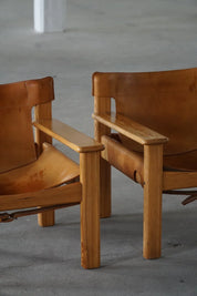 Set_of_2_Karin_Mobring_Armchairs_in_Pine_and_Leather,_Sweden_1970s