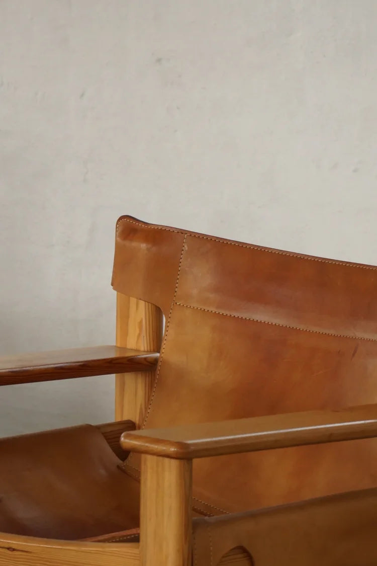Set_of_2_Karin_Mobring_Armchairs_in_Pine_and_Leather,_Sweden_1970s