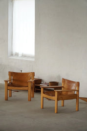 Set_of_2_Karin_Mobring_Armchairs_in_Pine_and_Leather,_Sweden_1970s