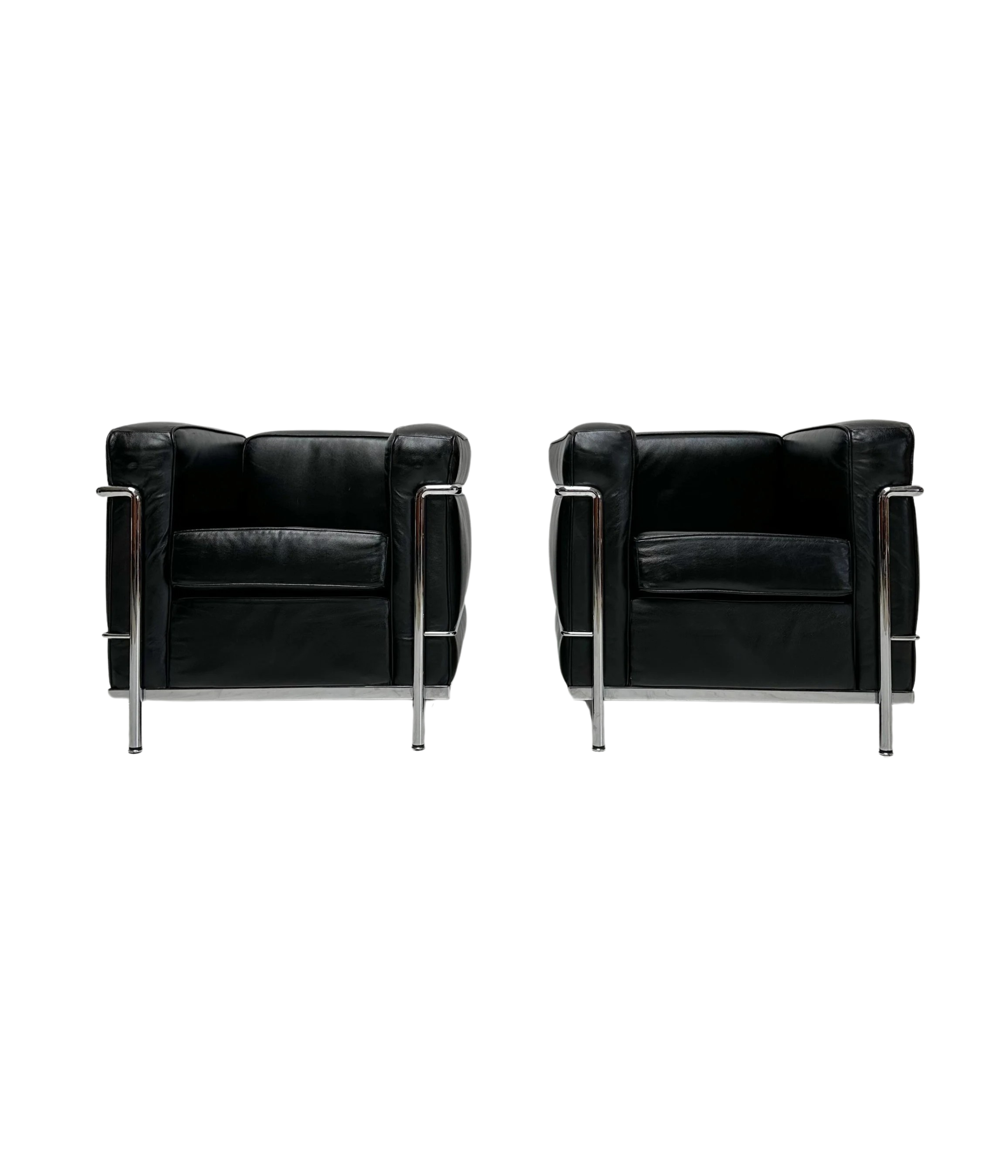 Set_of_2__LC2_Armchairs_by_Le_Corbusier,_Pierre_Jeanneret_&_Charlotte_Perriand_for_Cassina,_Black_Leather_and_Chrome,_1990s