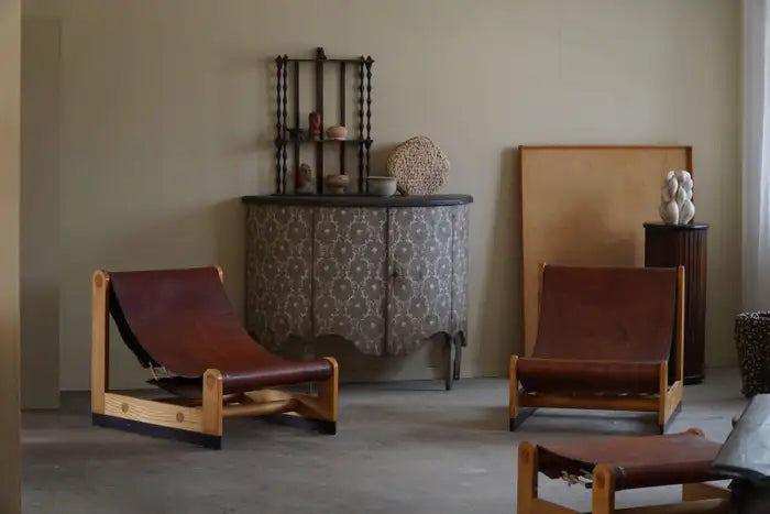 Set_of_2_Lounge_Chairs_and_Ottmans_in_Leather_&_Elm_by_Francesco_Lucianetti,_Italian_Modern,_1960s