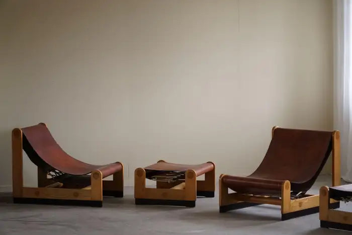 Set_of_2_Lounge_Chairs_and_Ottmans_in_Leather_&_Elm_by_Francesco_Lucianetti,_Italian_Modern,_1960s