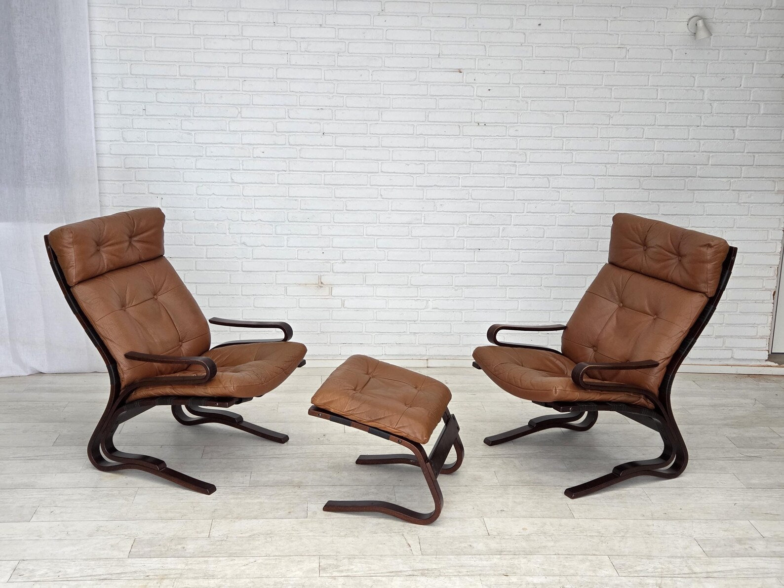 Set_of_2_Lounge_Chairs_by_Else_Poulsson_and_Footstool,_1970s_Norway