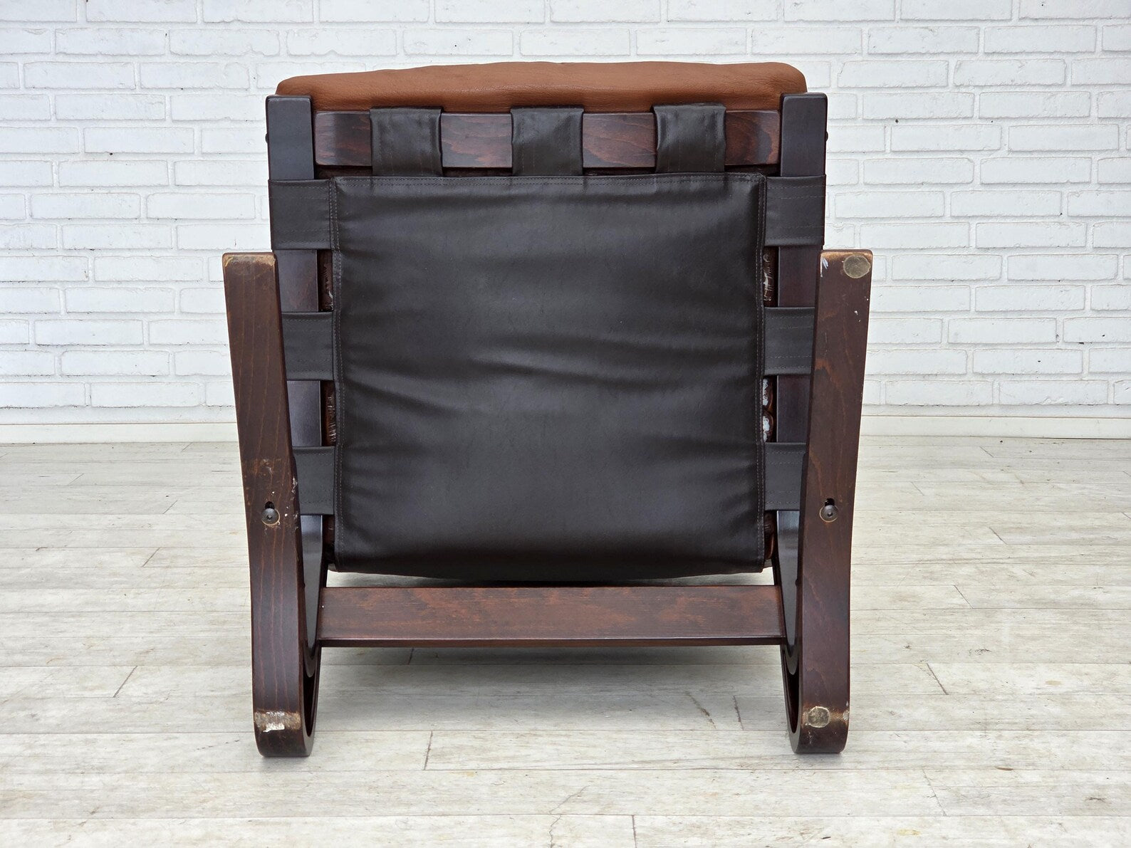 Set_of_2_Lounge_Chairs_by_Else_Poulsson_and_Footstool,_1970s_Norway
