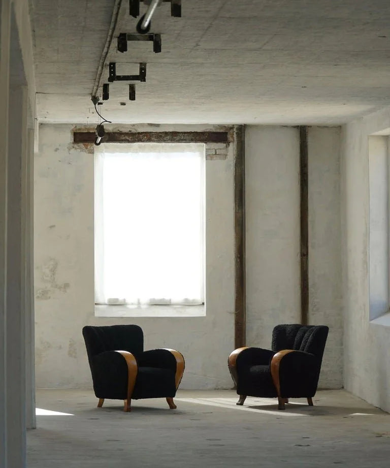Set_of_2_Lounge_Chairs_from_1930s_Upholstered_in_Lambswool,_Art_Deco,_Swedish_Modern