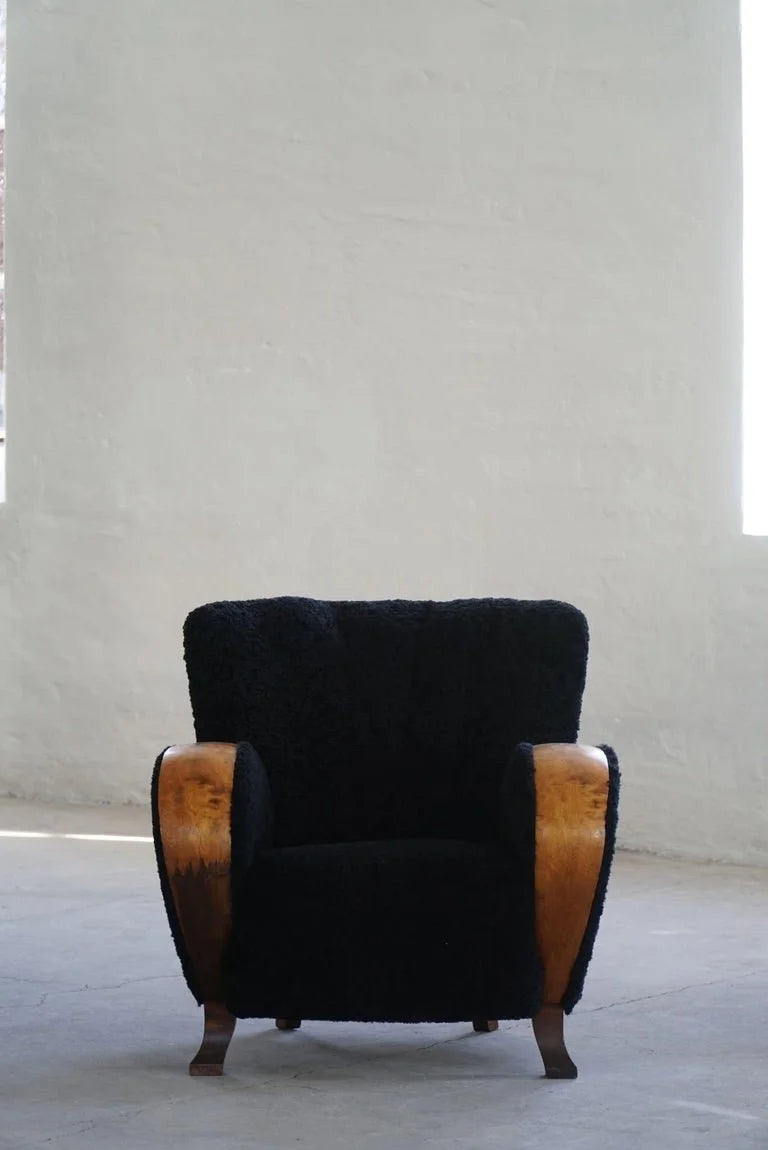 Set_of_2_Lounge_Chairs_from_1930s_Upholstered_in_Lambswool,_Art_Deco,_Swedish_Modern