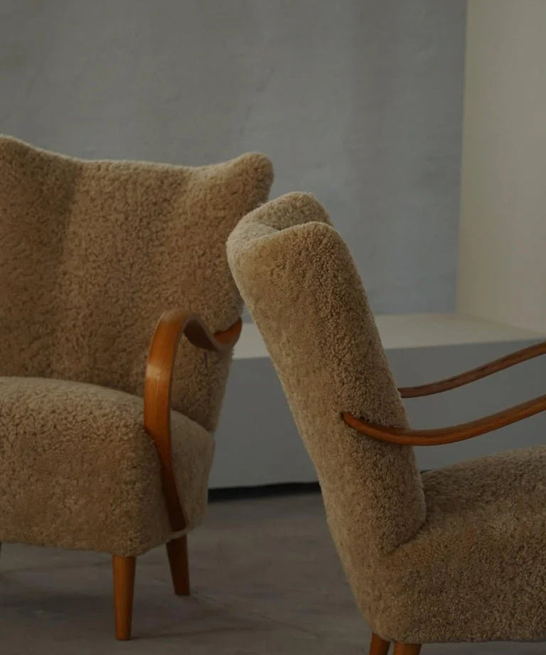 Set_of_2_Lounge_Chairs_in_Elm_&_Lambswool_in_Swedish_Mid_Century_Modern,_1960s