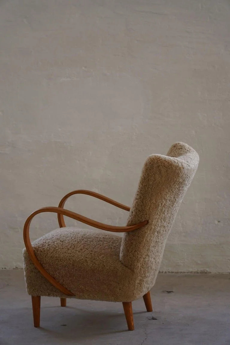 Set_of_2_Lounge_Chairs_in_Elm_&_Lambswool_in_Swedish_Mid_Century_Modern,_1960s