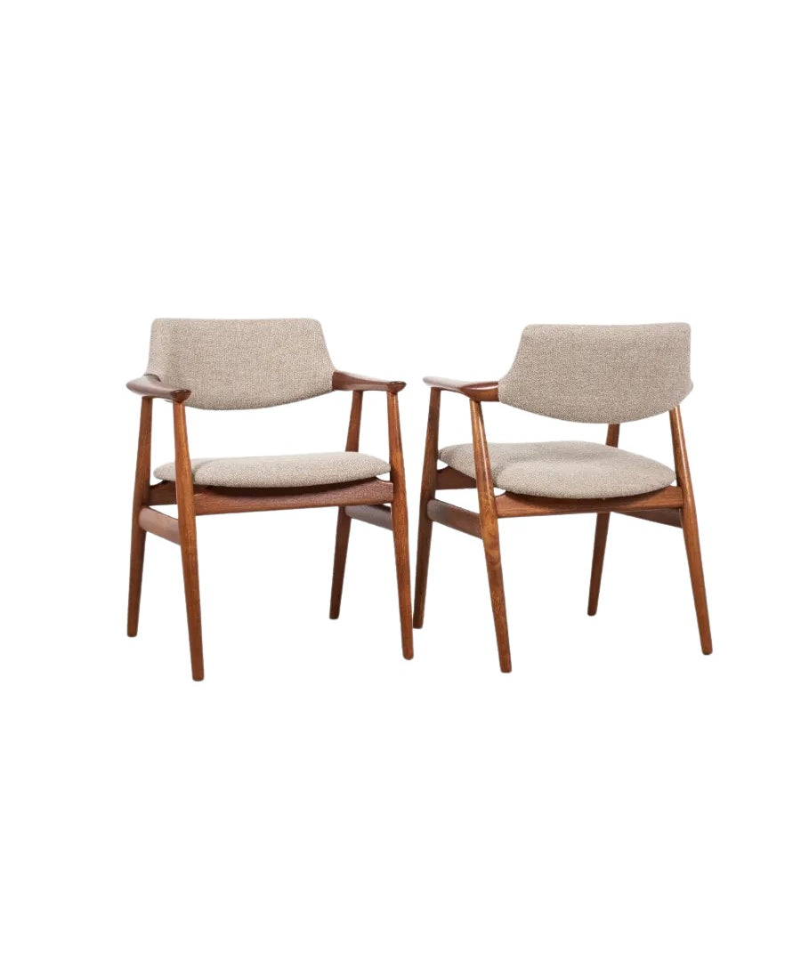 Set_of_2_Midcentury_Danish_chairs_in_teak_by_Erik_Kirkegaard_for_Glostrup_1960s