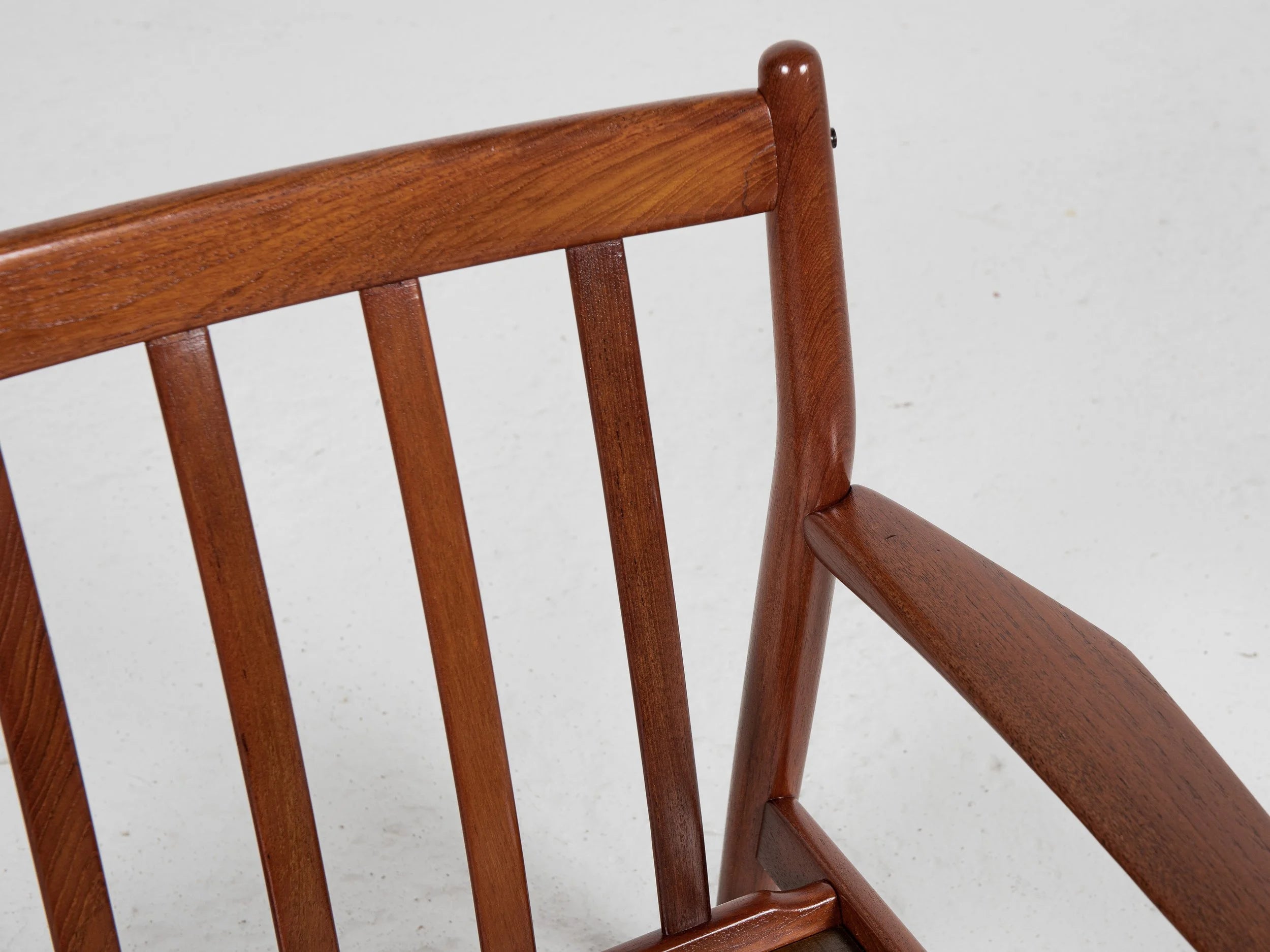 Set_of_2_Midcentury_easy_chairs_in_teak_by_Svend_Aage_Eriksen_for_Glostrup_1960s