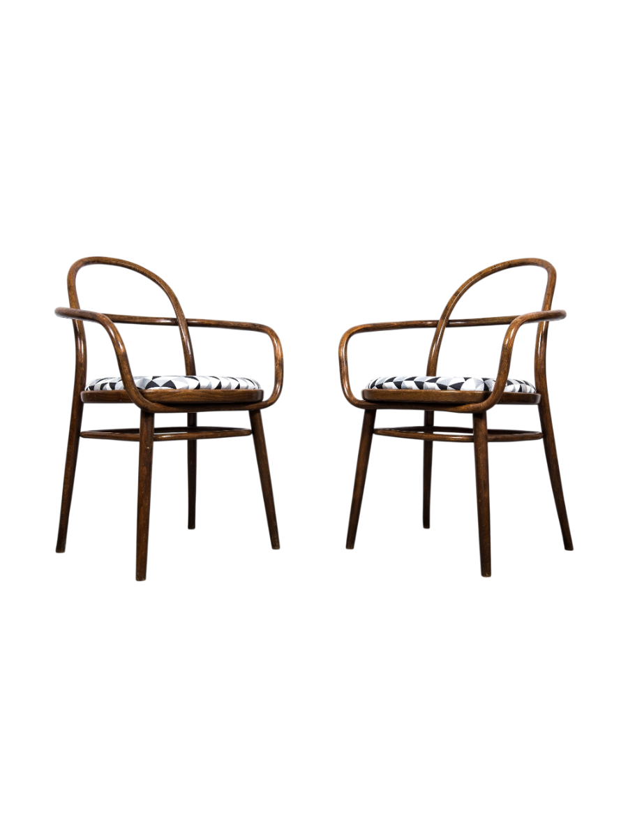 Set_of_2_Model_615_Bentwood_Armchairs_by_Radomír_Hofman_for_TON,_Czechoslovakia,_Expo_1967