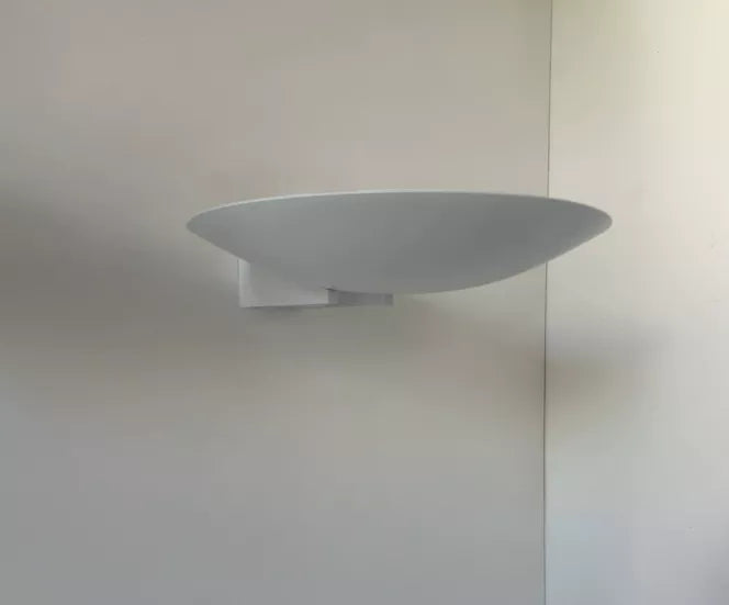 Set_of_2_Modernist_White_Lacquered_Metal_Wall_Sconces_by_Disderot,_France_1970s