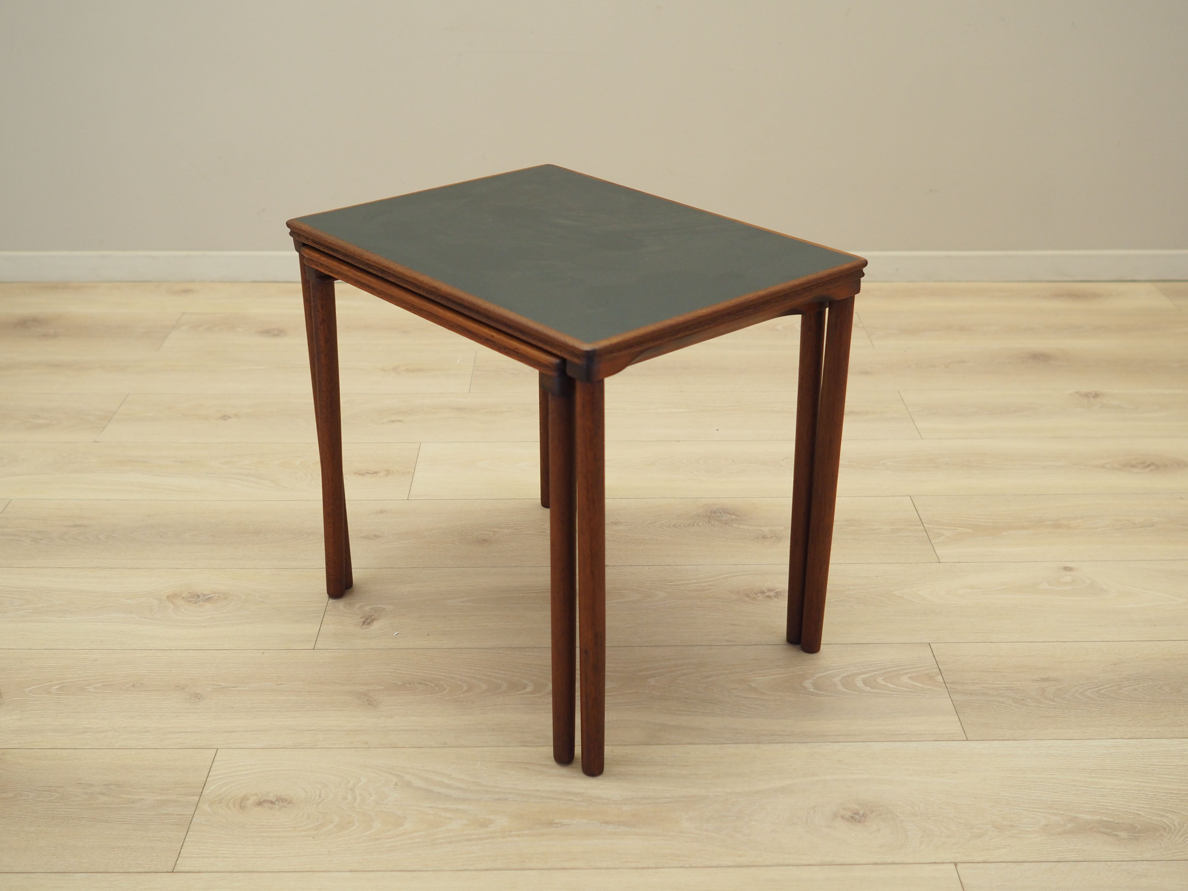 Set_of_2,_Nest_Of_Teak_Tables,_Teak_Veneer,_1970s,_Denmark