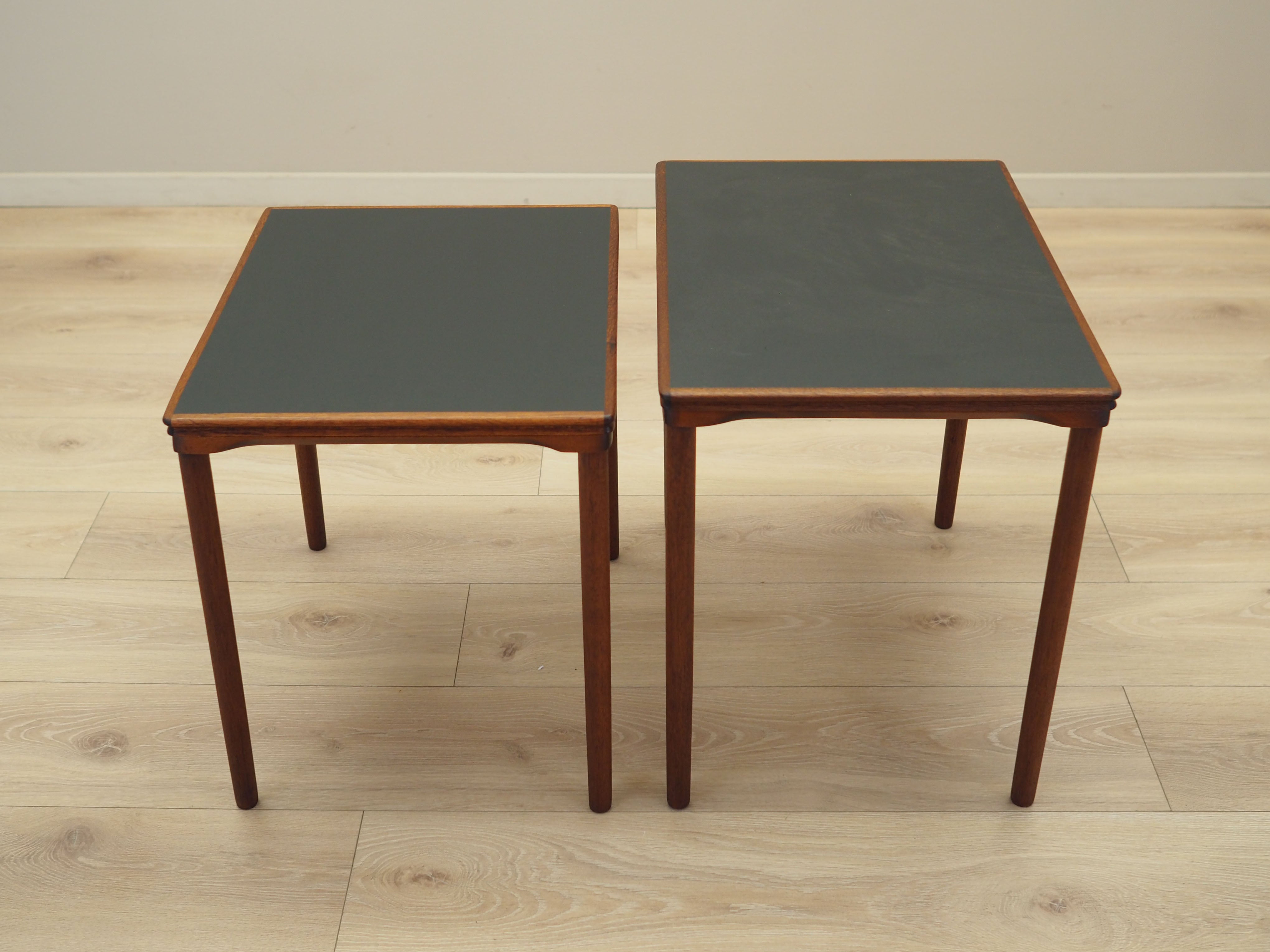 Set_of_2,_Nest_Of_Teak_Tables,_Teak_Veneer,_1970s,_Denmark