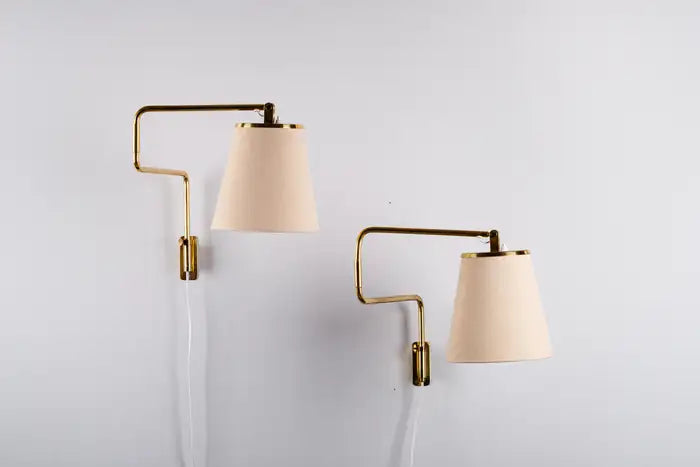 Set_of_2_Paavo_Tynell_Brass_Wall_Sconces_Model_9414_for_Taito_Oy,_1950s,_Finland