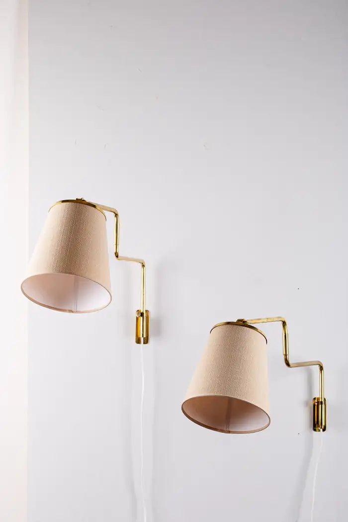 Set_of_2_Paavo_Tynell_Brass_Wall_Sconces_Model_9414_for_Taito_Oy,_1950s,_Finland