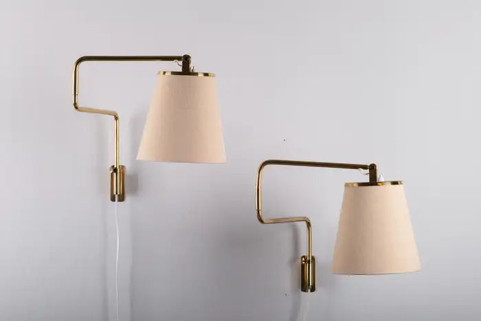 Set_of_2_Paavo_Tynell_Brass_Wall_Sconces_Model_9414_for_Taito_Oy,_1950s,_Finland