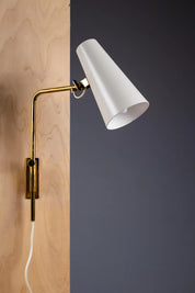 Set_of_2_Paavo_Tynell_Wall_Sconces_Model_9459_for_Idman_Oy,_1950s,_Finland