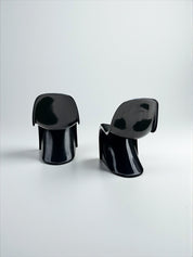 Set_of_2_Panton_Verner_Fibreglass_S_Chairs_in_Black_for_Herman_Miller,_W._Germany_1971