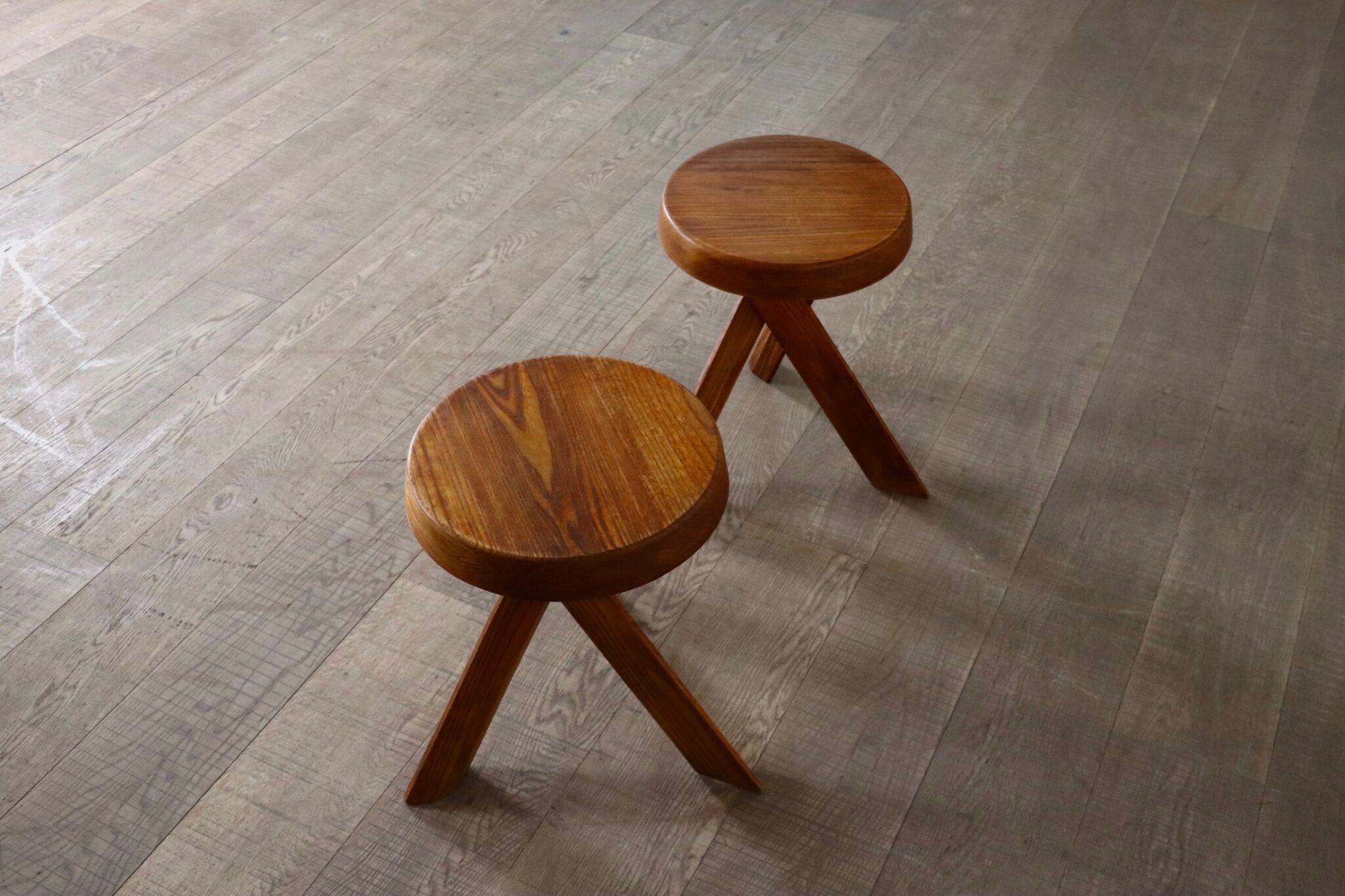 Set_of_2_Pierre_Chapo_S31_Stools_in_Solid_Elm,_France_1974