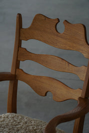 Set_of_2_Razorblade_Armchairs_by_Henning_Kjærnulf_for_E.G._Møbler,_Oak_and_Lambswool,_1960s