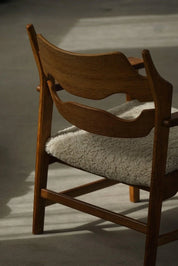 Set_of_2_Razorblade_Lounge_Chairs_by_Henning_Kjærnulf,_Danish_Mid_Century_Modern,_1960s