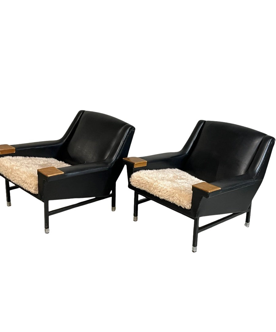 Set_of_2_Scandinavian_Lounge_Chairs_from_1960s